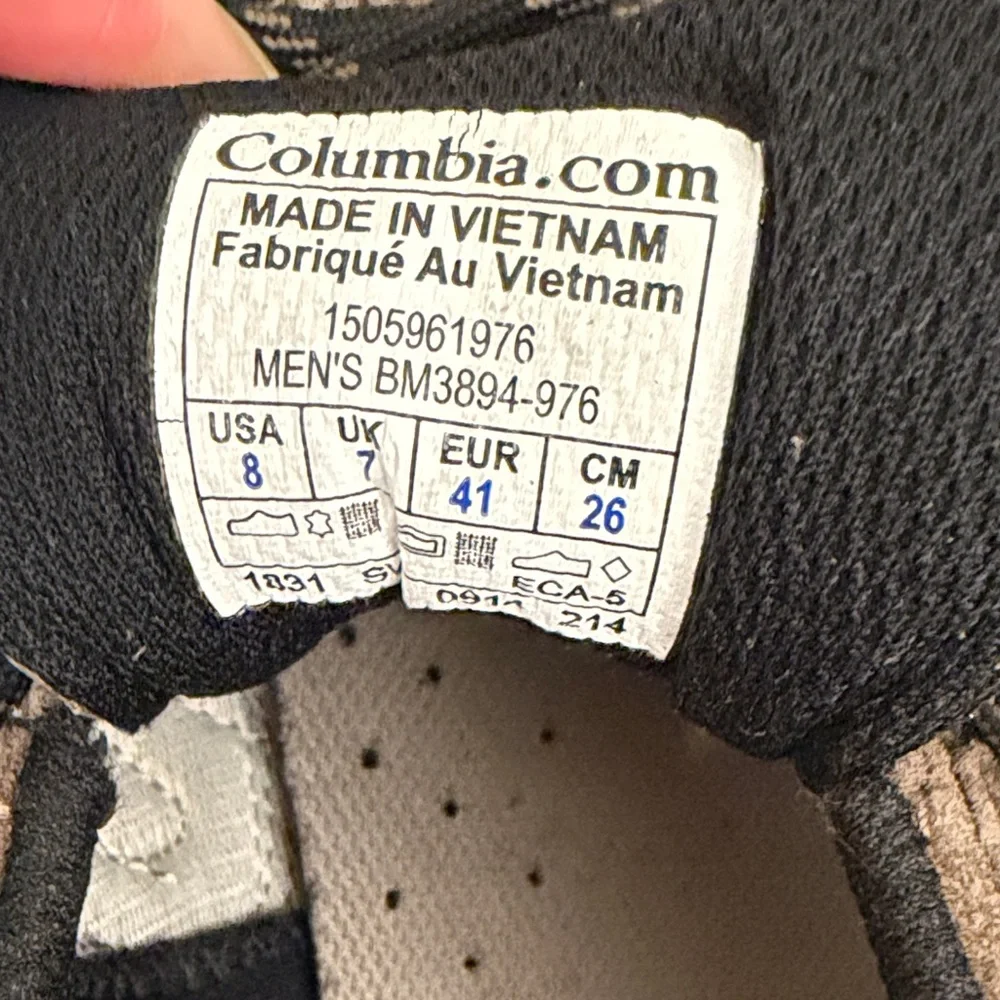 Columbia Men's North Plains II Dark Brown and Black Athletic hiking Shoes 8
